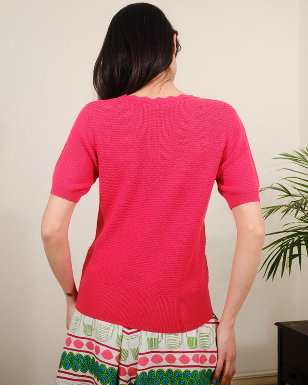 Scallop Neck S/S in Hibiscus