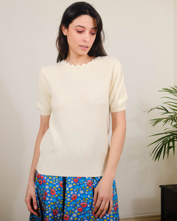 Scallop Neck S/S in Pristine White