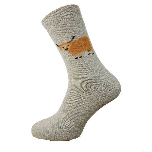 MWS209 Light Grey Fluffy Highland Cow Socks (UK 7-11)