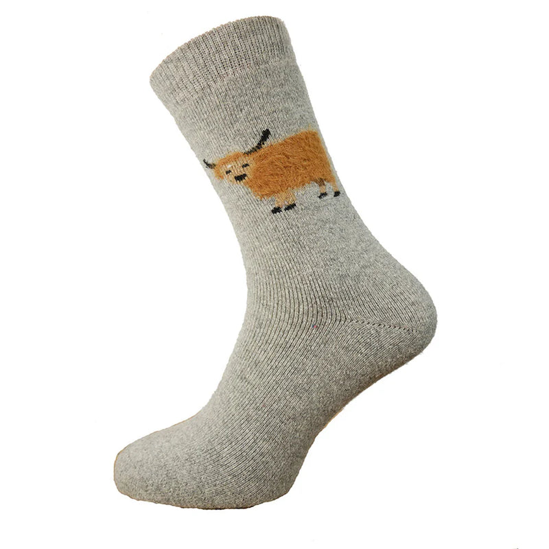 MWS209 Light Grey Fluffy Highland Cow Socks (UK 7-11)